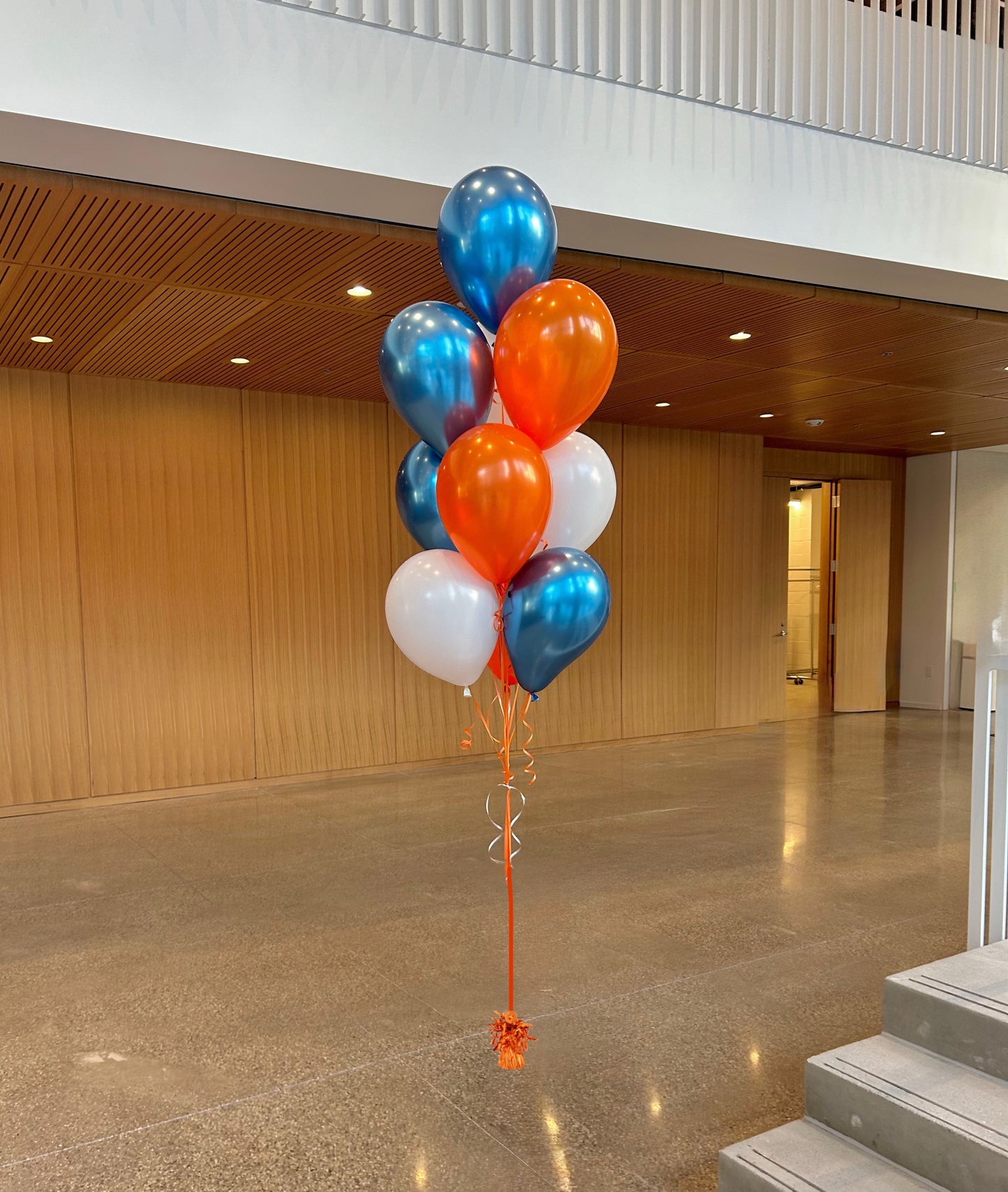 Add Joy to Every Celebration with Helium Balloons
Why Choose Our 10 Balloon Bouquet Toronto
