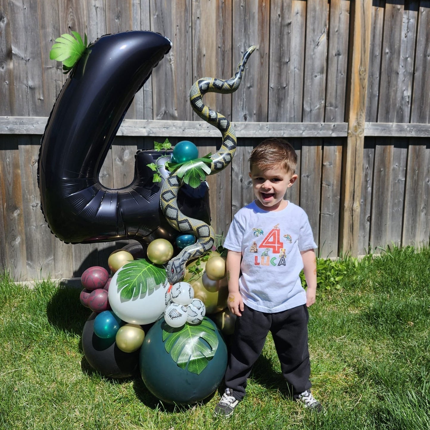 Jungle Snake Balloon Number with realistic snake foil balloon and jungle-themed decor in Toronto