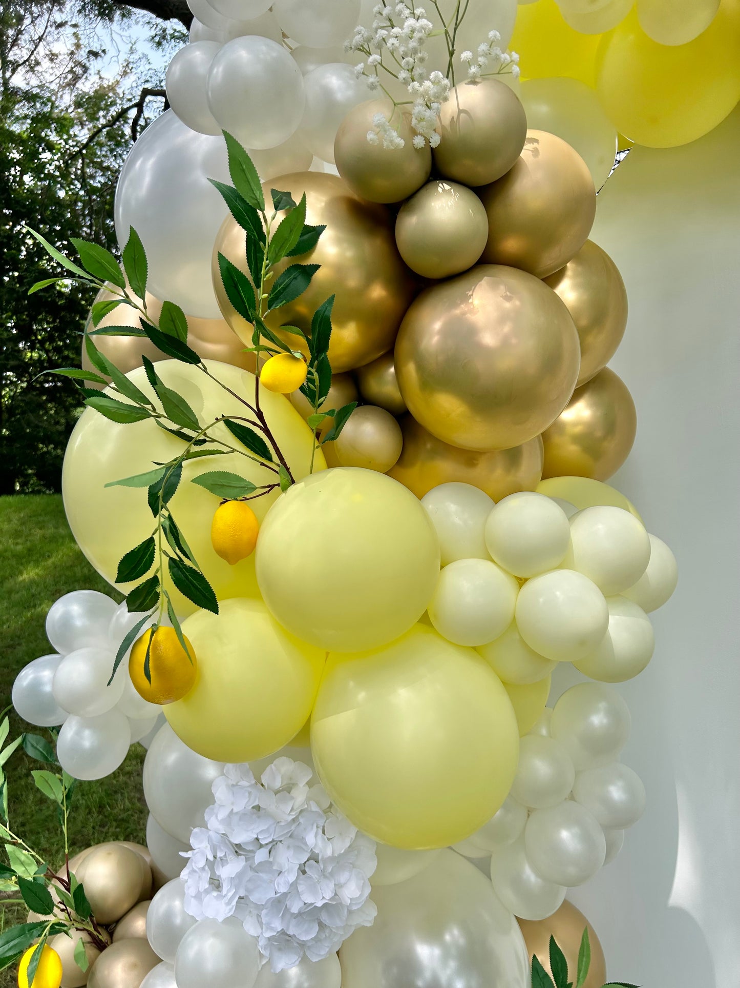 Lemon Balloon Decor for Events in Toronto
