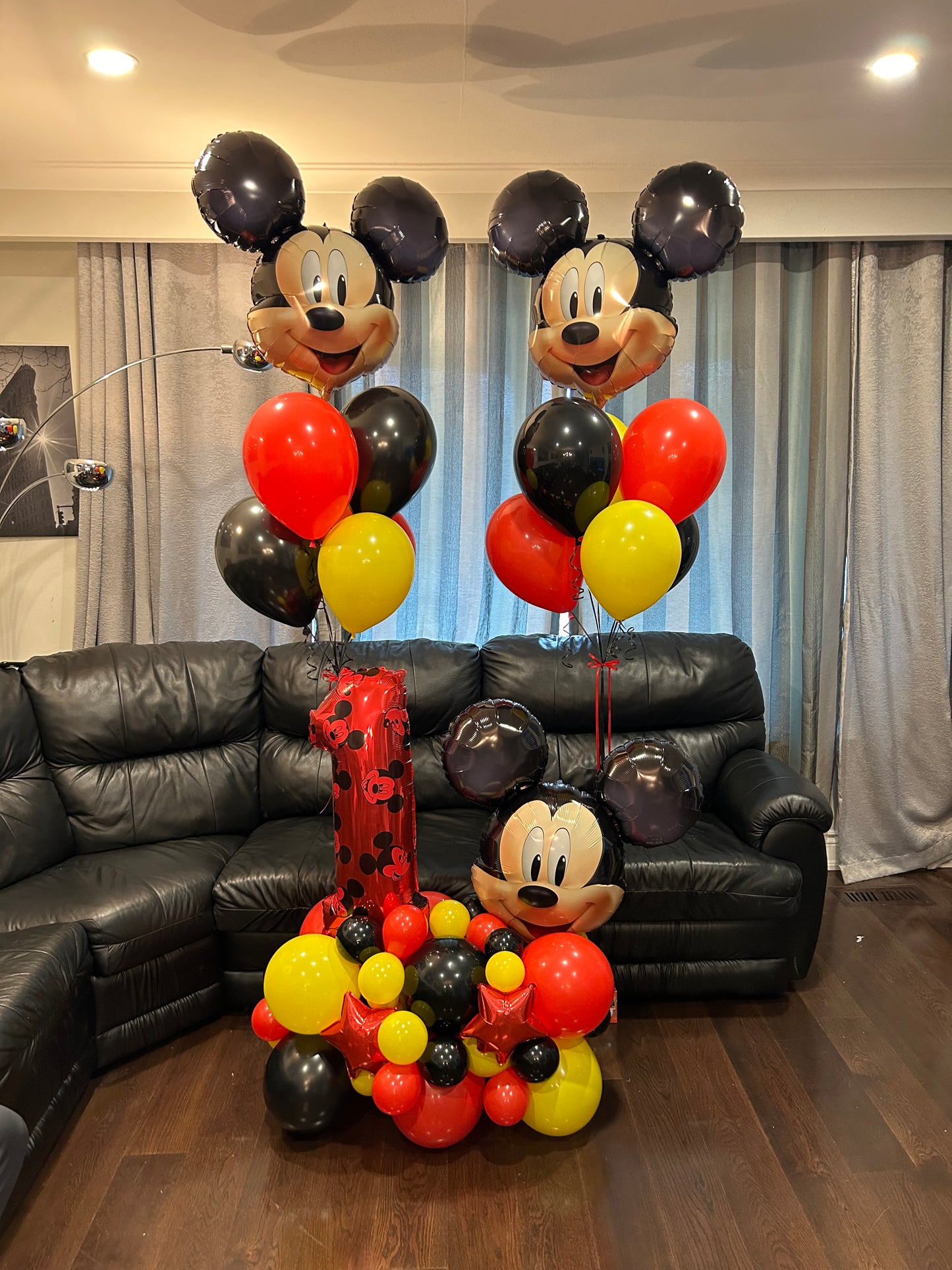 Mickey Mouse Balloons for Parties in Toronto