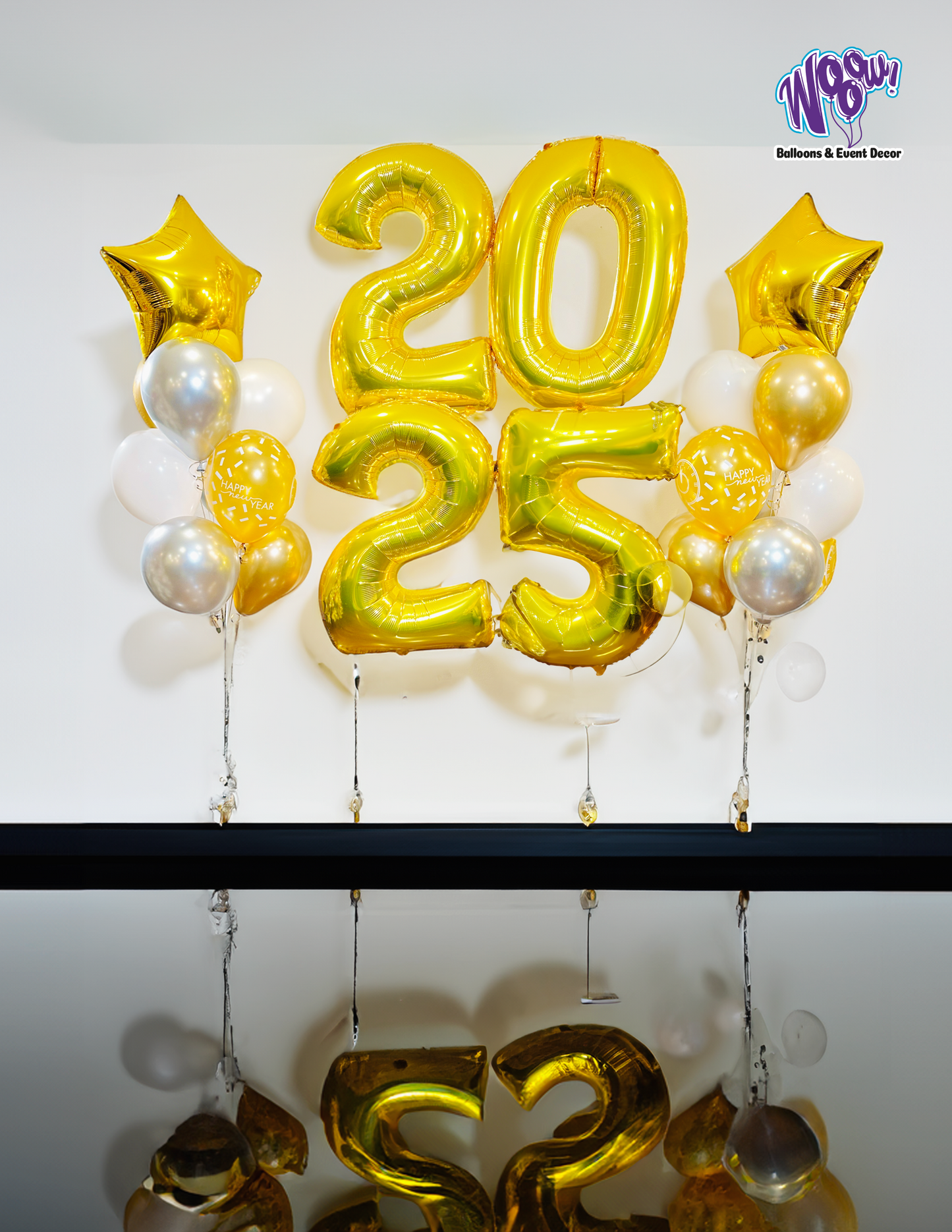 New Year's Eve Balloons Package with 2026 foil numbers and balloon bouquets, helium-filled, with weights and bags.