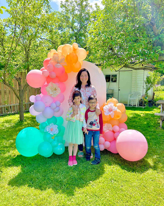 Custom backdrop with pastel balloon garland Toronto – Wooow Balloons event decor for birthdays and outdoor celebrations