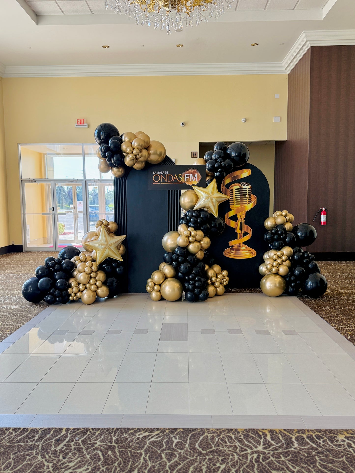 Black & Gold Gala Balloon Installation