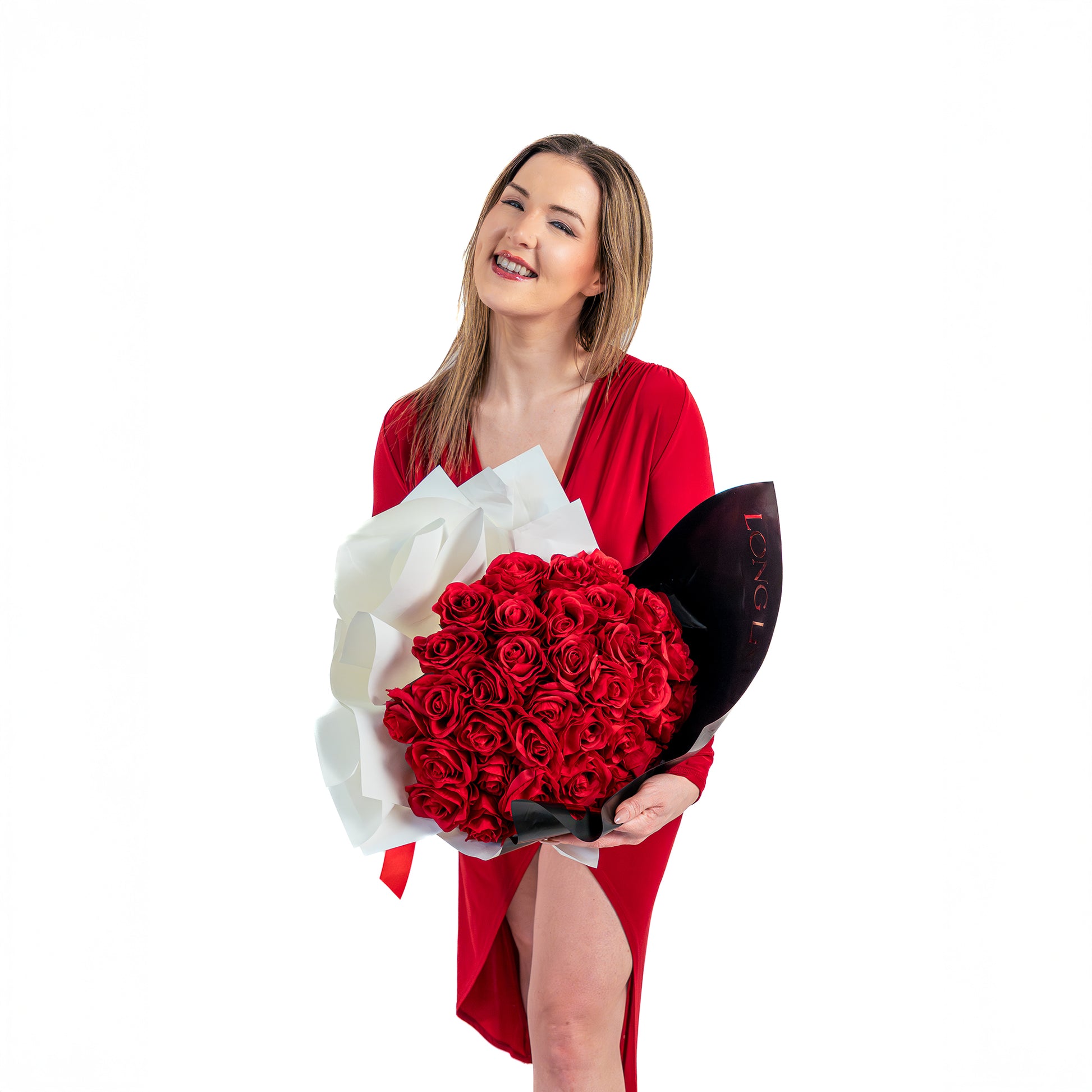 Luxury 25 red roses bouquet in Toronto with premium black wrap