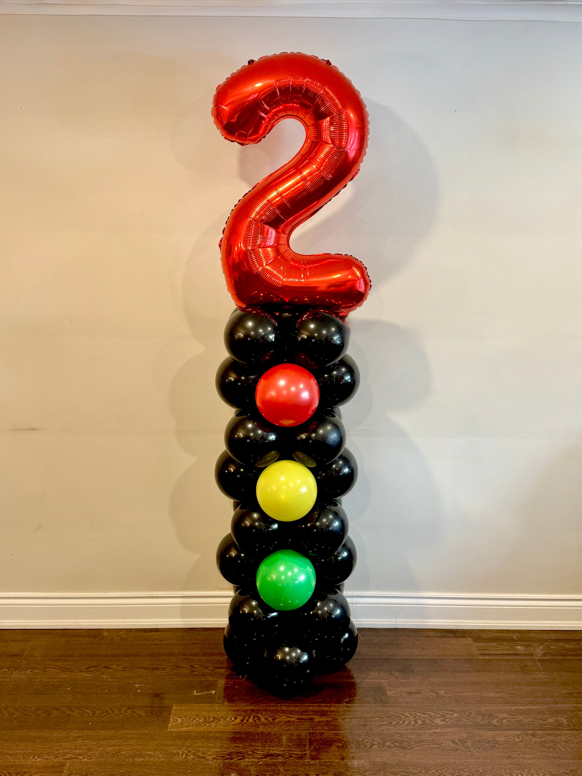 Racing Balloon Set with stoplight column and helium bouquets