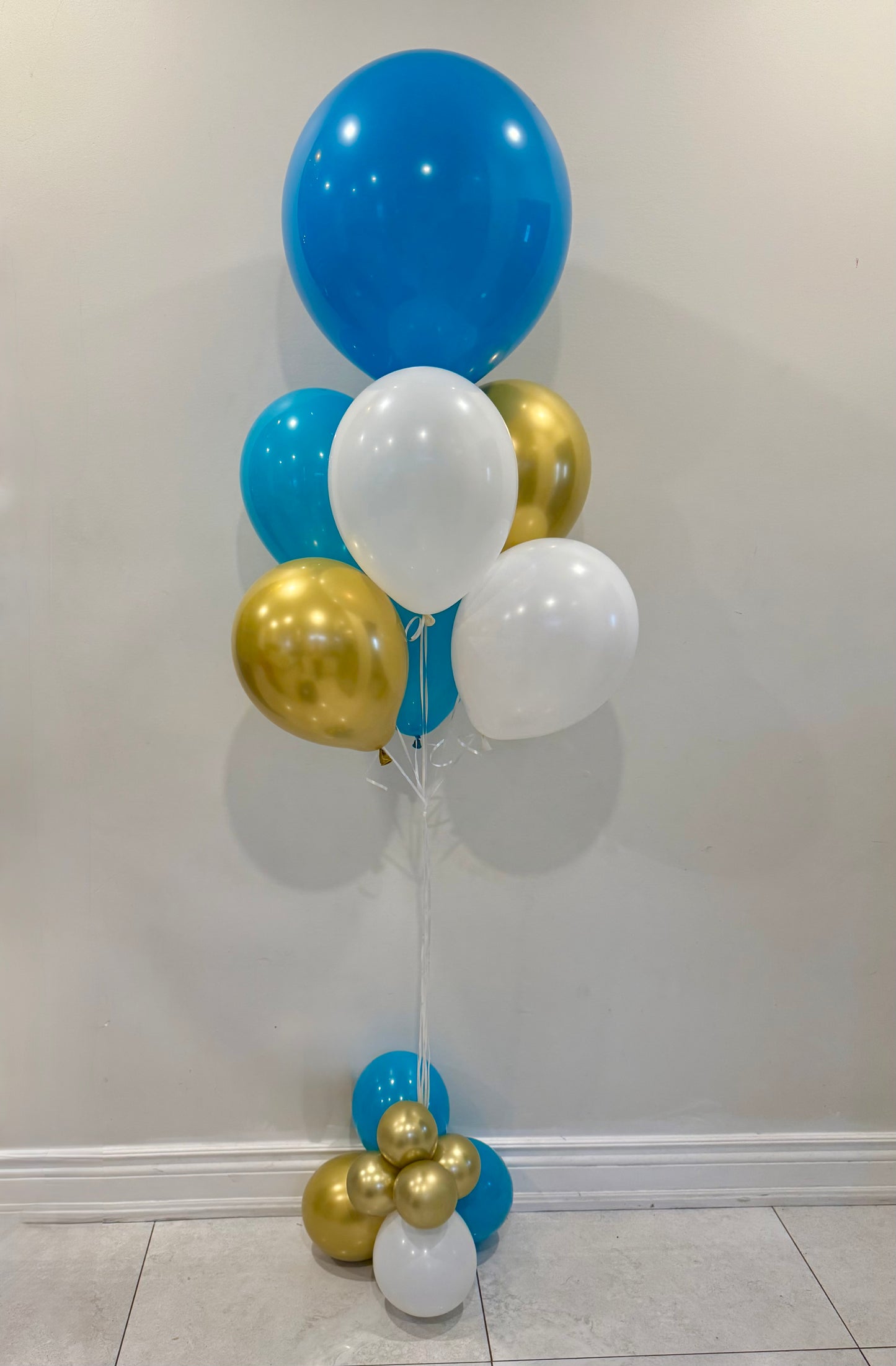 Balloon Bouquet with Logo or Custom Message | Toronto Balloon Store