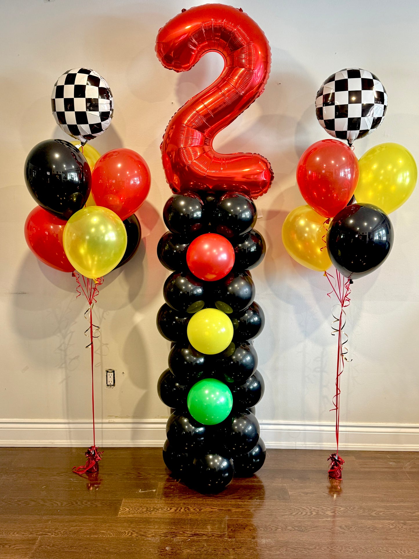 Racing Balloon Set with stoplight column and helium bouquets