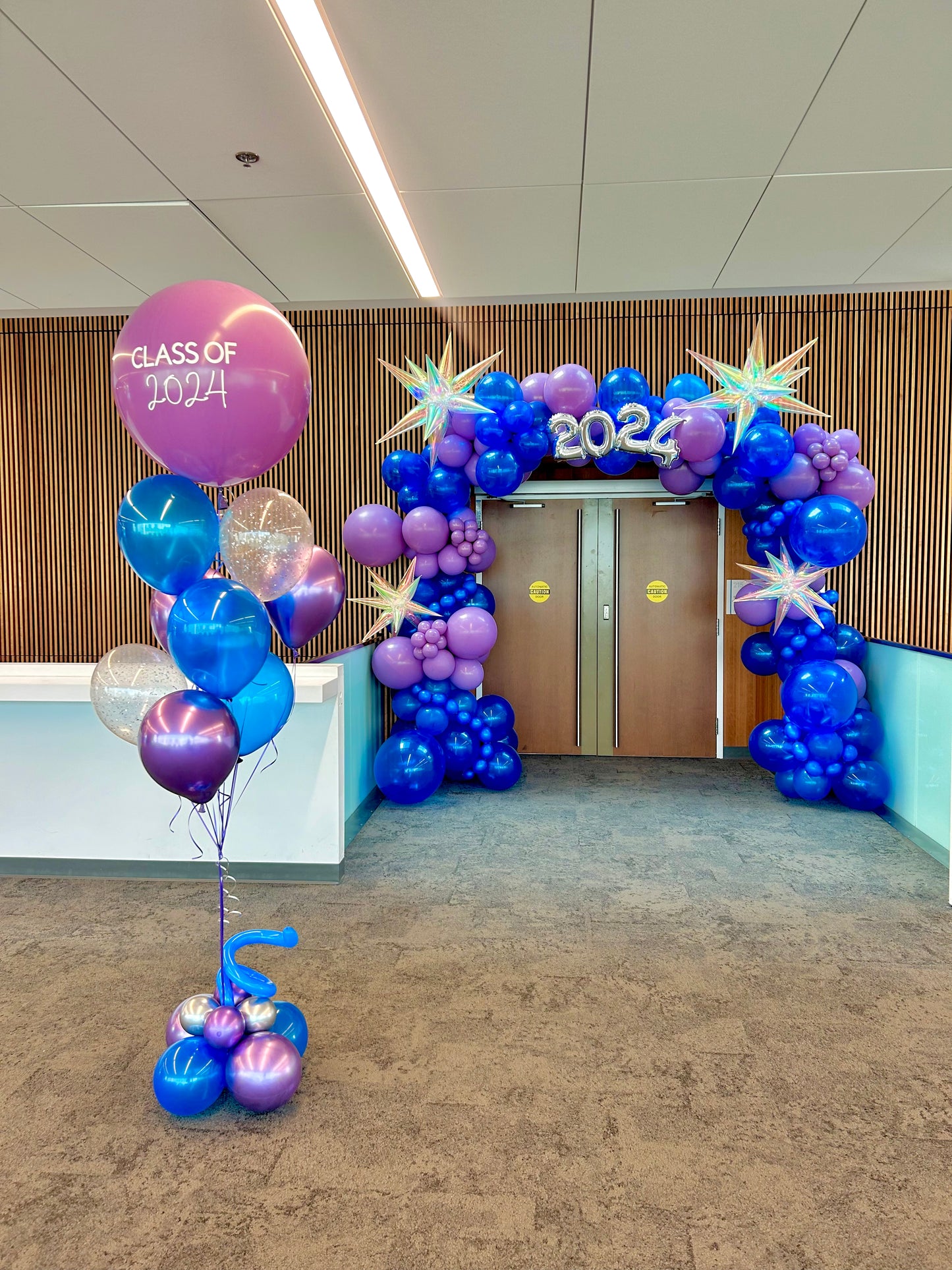 Balloon Arch Stellar and Balloon Bouquet