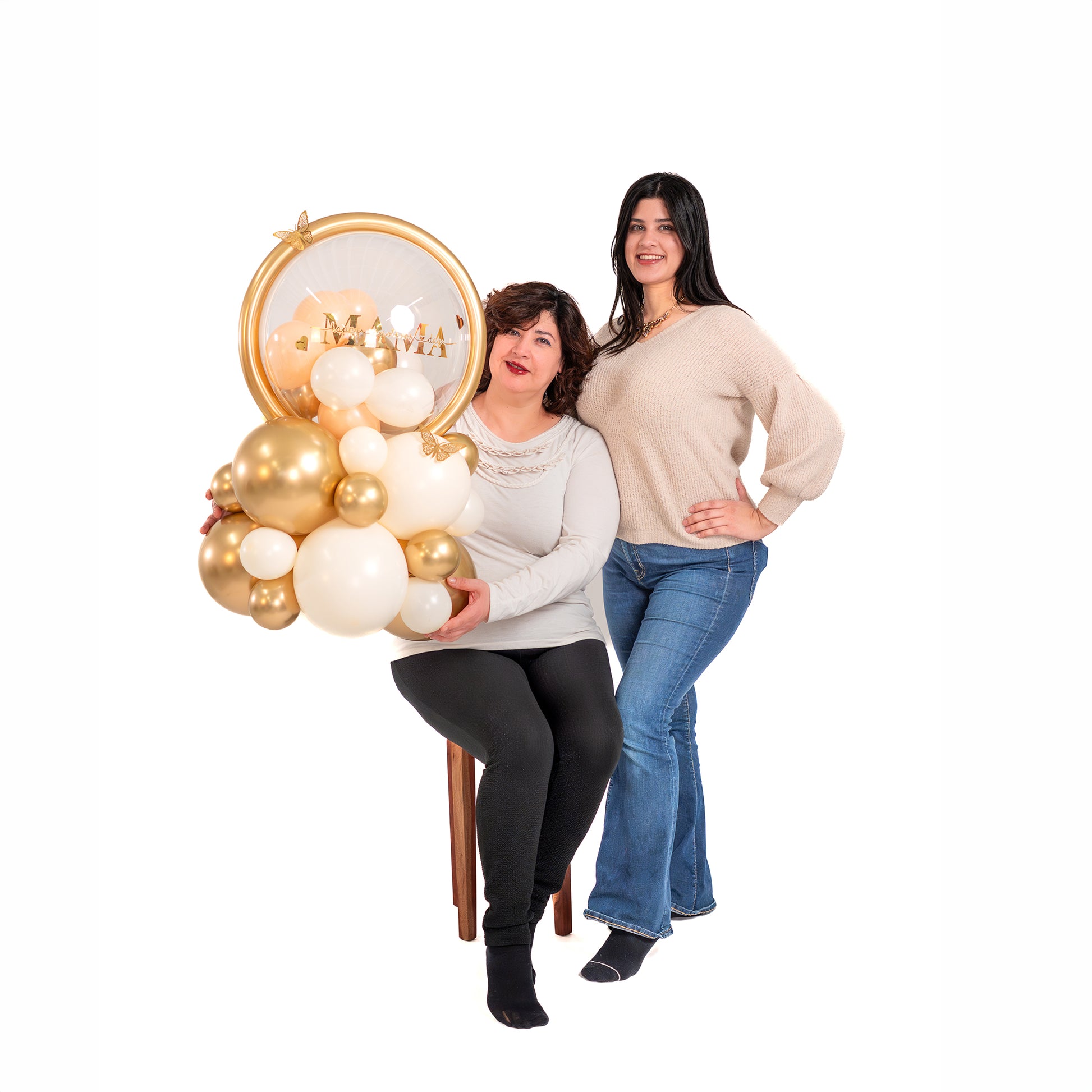 Elegant Mother’s Day balloon centerpiece with personalized bubble balloon in Toronto