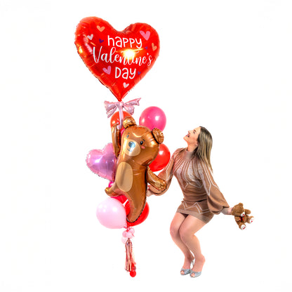 Grand Teddy Heart Balloon Bouquet photo moment with pink and red balloons – Valentines balloons Toronto