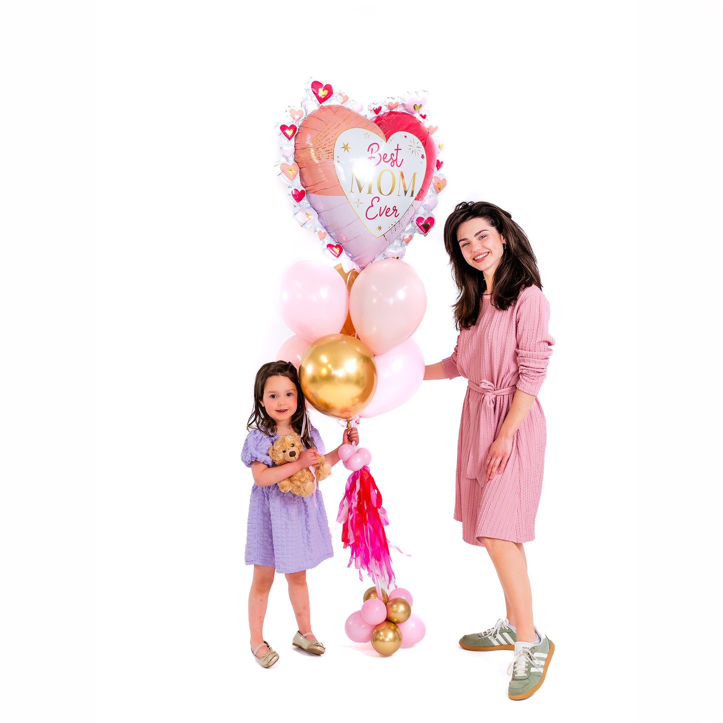 Best Mom Ever jumbo heart balloon arrangement with tassel and helium balloons