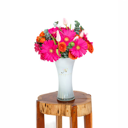 Premium Mother’s Day floral surprise with luxury balloon in Toronto