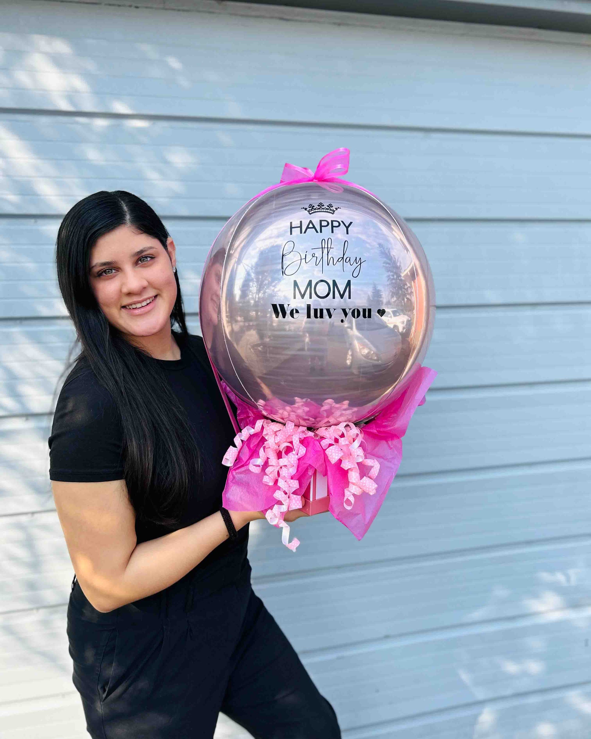Luxury Money Balloon Toronto – rose gold birthday balloon with personalized message and surprise cash gift by Wooow Balloons