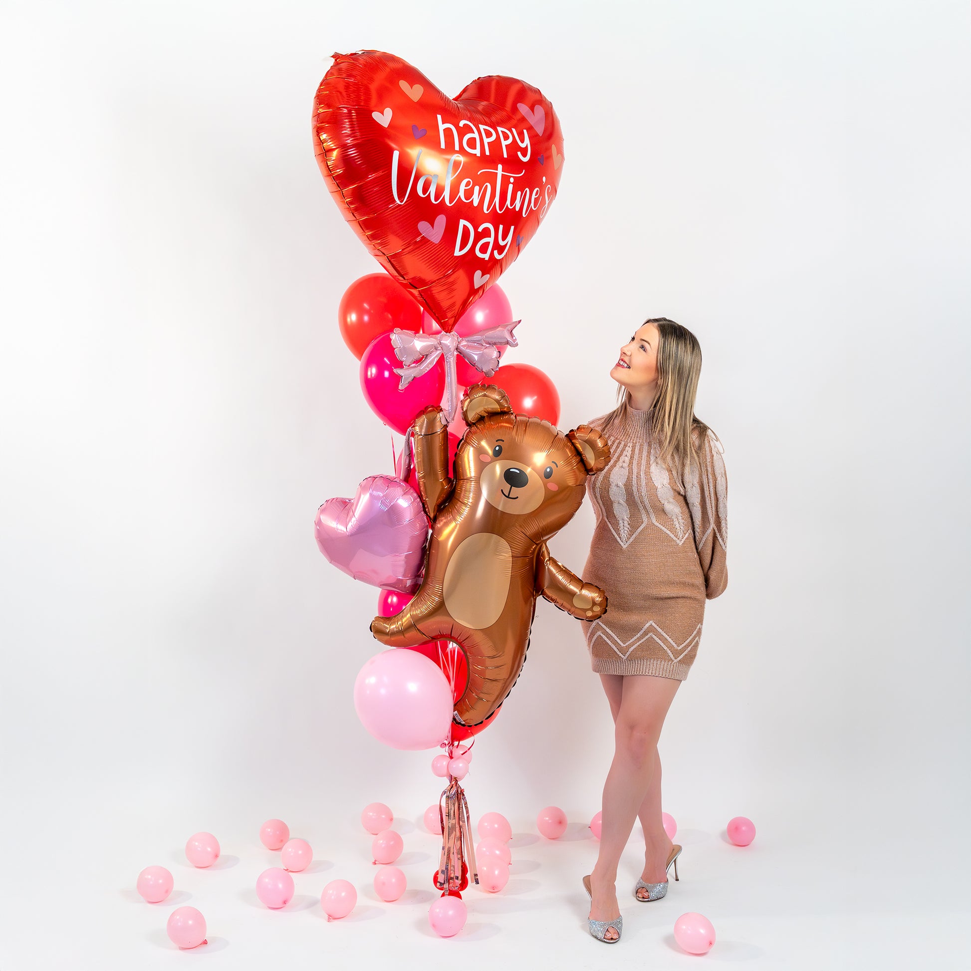 Grand Teddy Heart Balloon Bouquet with heart supershape and teddy bear balloons for Valentine’s Day balloon delivery in Toronto