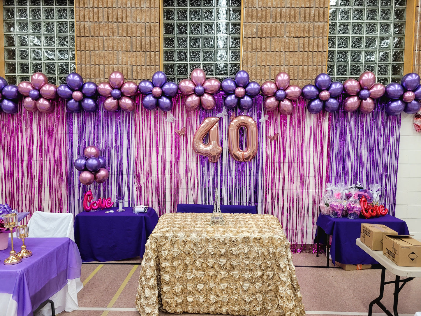 Colorful Balloon Flowers with Five Petals and a Center Balloon